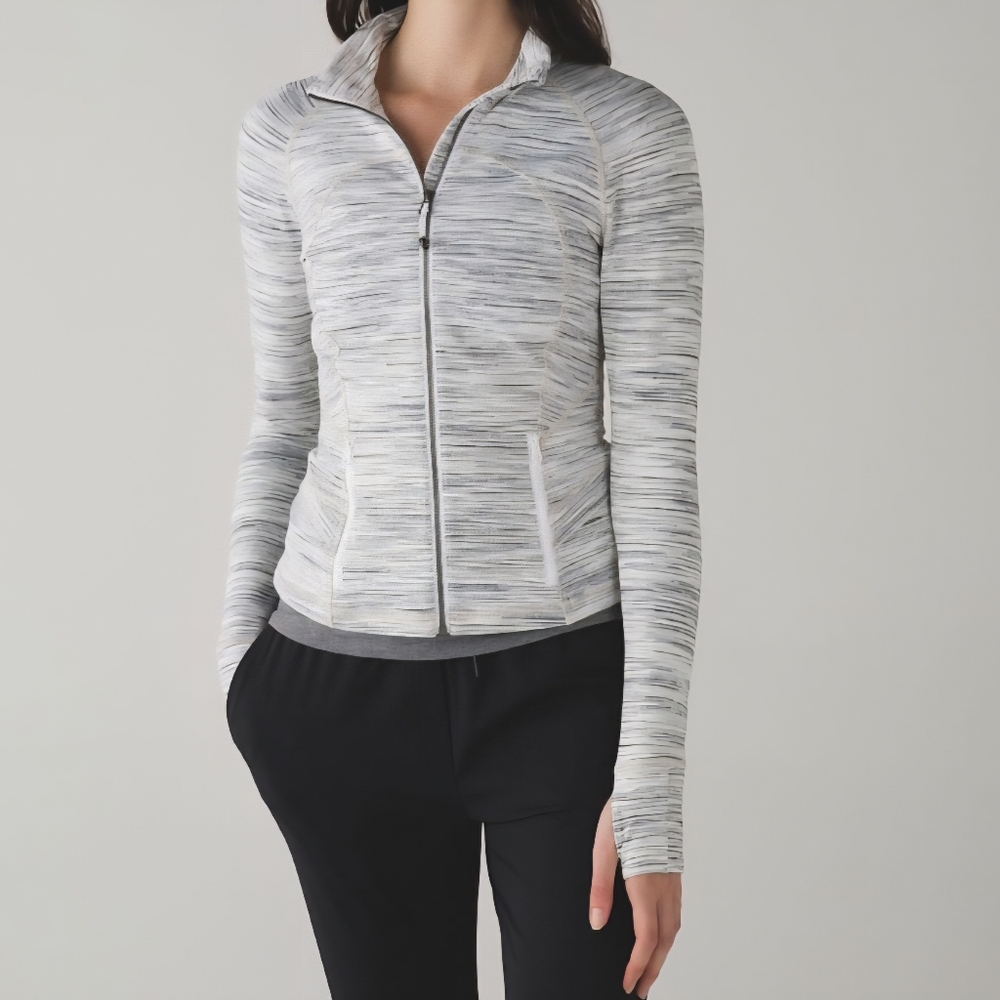 Lululemon Hustle In Your Bustle JacketSpace Dye Camo White Silver Spoon, small